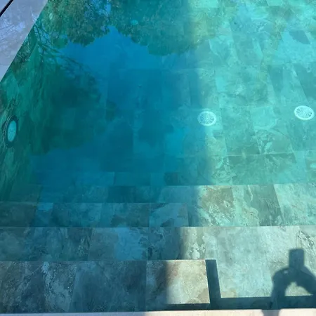 Azure Pool 别墅 Plazhi San Pietro